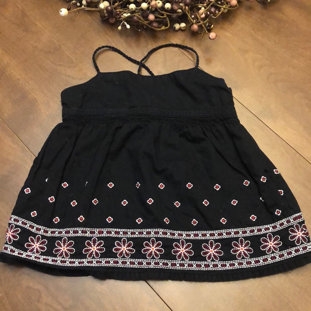 🍄BABY GAP Embroidered Top - 2T!!!